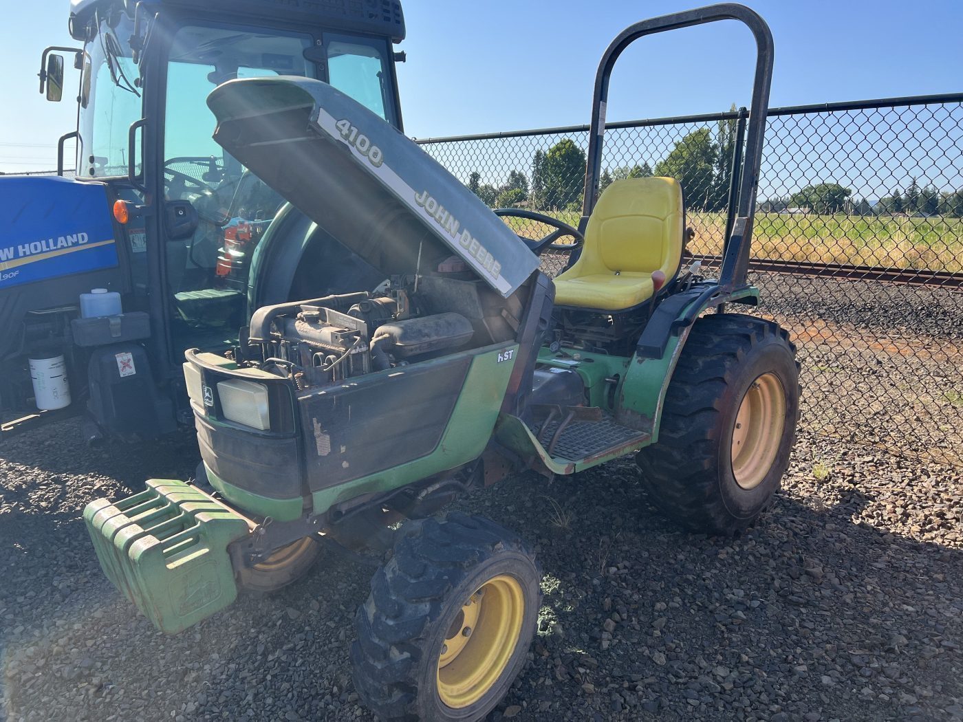 John Deere 4100 Tractor Operator's Manual